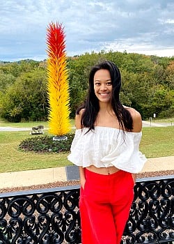 Laura Zeng